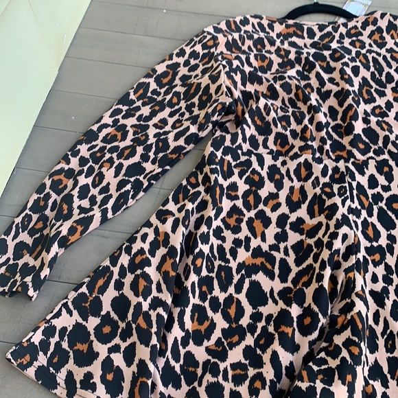Unworn Leopard Long Sleeve Playsuit Size 16 - Picture 12 of 14